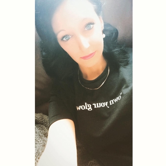 Meet your Posher, Roxanne - Picture 1 of 1